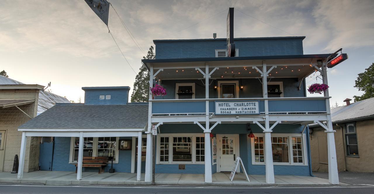 Hotel Charlotte Groveland Exterior photo